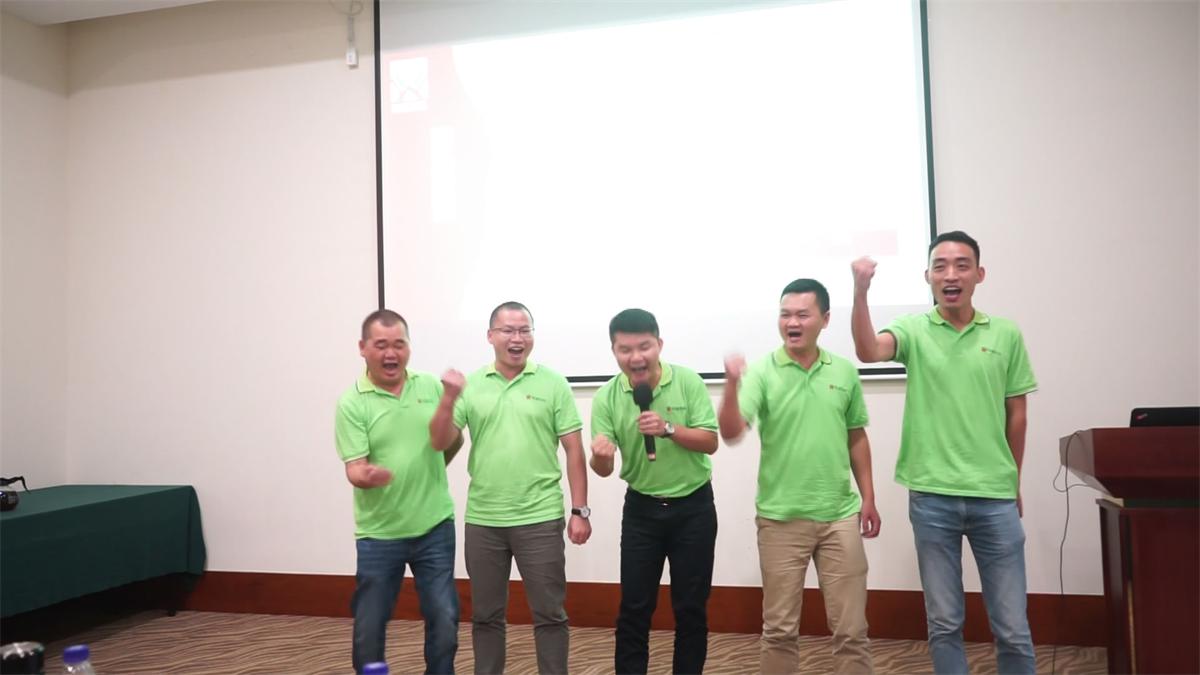 2019年东莞伟盛中高层管理年中述职报告暨拓展活动!