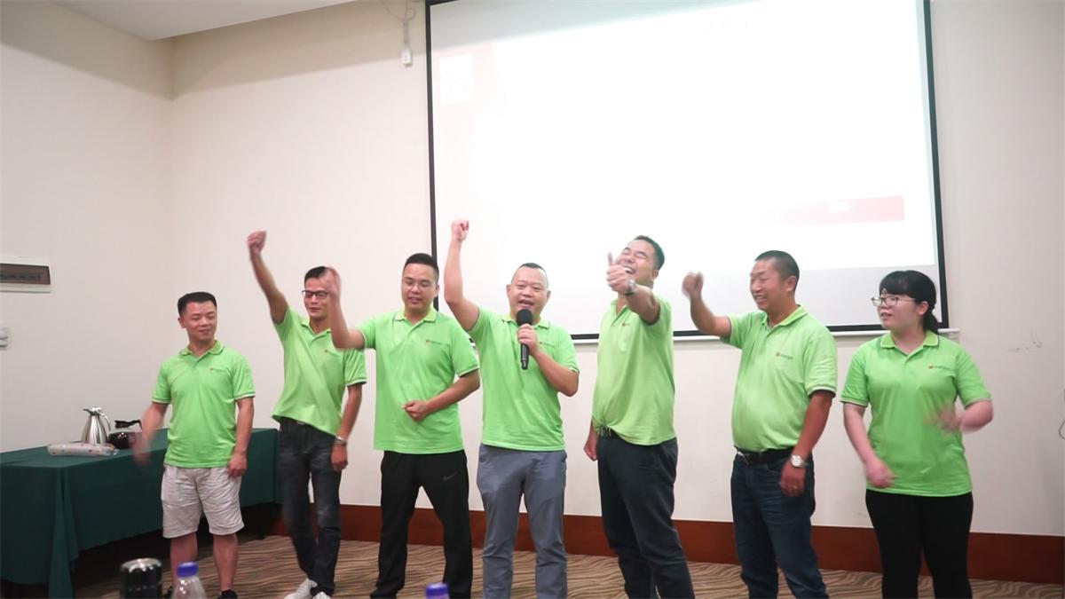 2019年东莞伟盛中高层管理年中述职报告暨拓展活动!